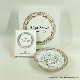 Flora Danica By Royal Copenhagen Bread & Butter Plate In Veronica Scutellata L. Villosa Schum. W/ Original Box