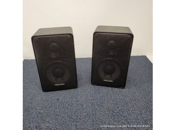 Realistic Bookshelf Speakers Minimus 7