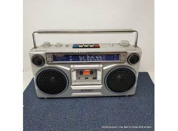 Vintage Sanyo Boombox