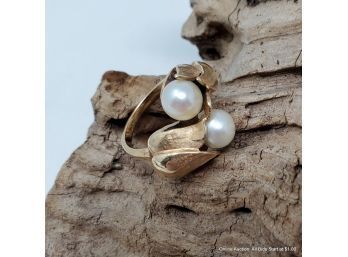 One 14K Yellow Gold Ring Feature Cultured Akoya Pearls. Total Weight - 10Grams.