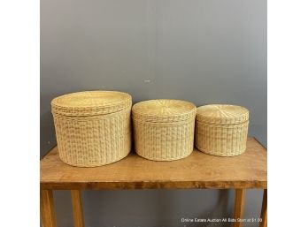 Set Of 3 Round Lidded Baskets With Liners