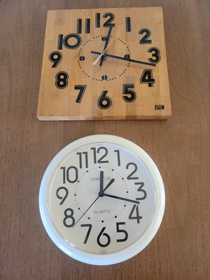 2 Clocks-read Description
