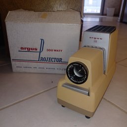 Argus 300 Watt Projector