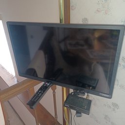 Vizio Smart 23in Tv & Remote