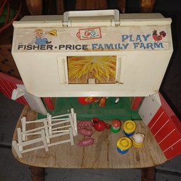 Fisher Price Family Play Farm & People & Lincoln  Logs