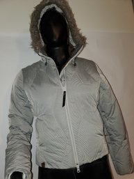 Salomon Woman's Size XS Ski/Snow Jacket