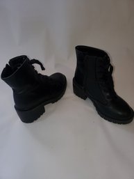 Women's Size 7.5 Boots