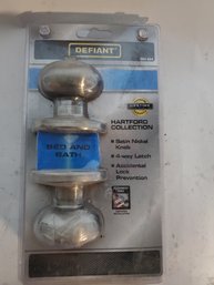 Defiant Bed & Bath Satin Nickel Knob