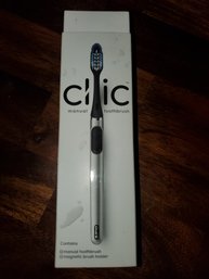 Oral B Clic Manual Toothbrush & Magnetic Brush Holder