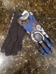 Women's Gloves Size Medium.  New