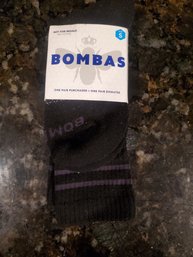 Bombas Size Small Black Sock