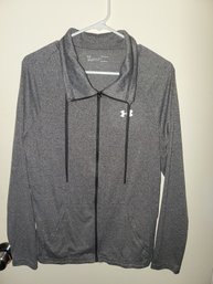 Under Armour Long Sleeve Size Large Lightweight Zip-up