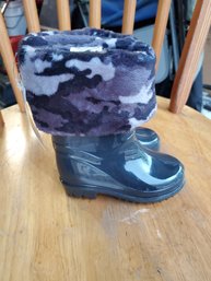 Carter Toddler Rain Boots Size 4 New