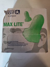 Max Lite Foam Earplugs.  200pair. New