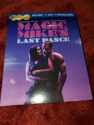 Magic Mikes Last Dance Bluray/Dvd