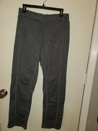 Nike Therma- Fit Size Small Insulated Pants With Pockets