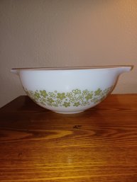 Pyrex Daisy Bowl Green