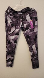 New-Leggings Stretchy Looks To Be A Size Medium