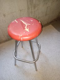 Metal Stool-needs Upholstered