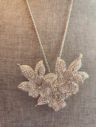 Stainless Steel Cluster Flour Broach Or Necklace With Chain