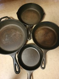 4 Lodge Cast Iron Frying Pans