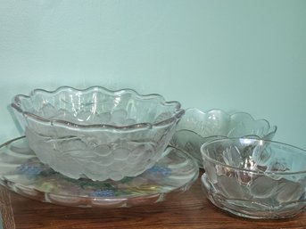 Clear Glass Mixing Bowls And Serving Platters