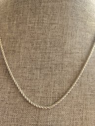 14k White Gold Necklace 10in