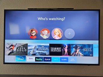 50' Samsung Smart TV With Remote And Wall Mount