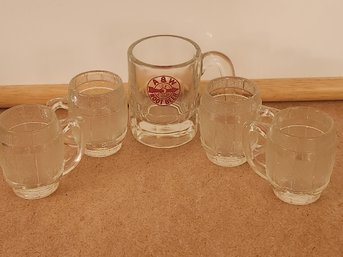 Vintage A  & W Root Beer Ice Cold Mini 3 1/8 Glass Mug & 4 Mini Beer Mug Shot Glasses