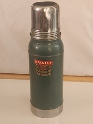 Vintage Stanley N944 Thermos Super Vac Cork Top 8-60 August 1960