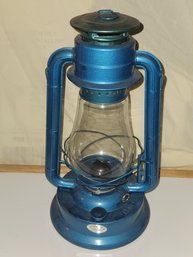 Vintage Dietz NO.80 Blue Oil Lantern 15in