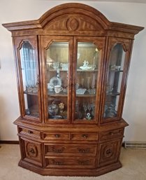 Hibriten China Hutch