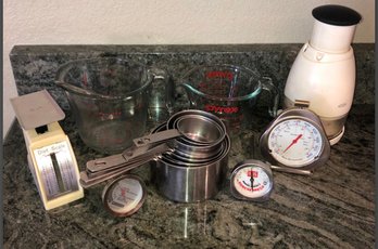 Mixed Kitchen Items