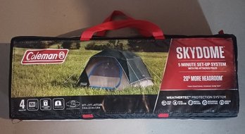 New-skydome Tent 4 People