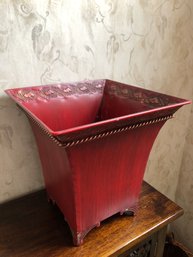 Metal Wastebasket