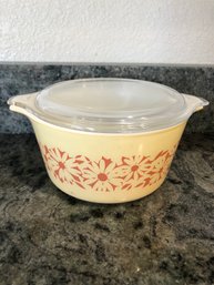 Pyrex Silhouette Daisy Dish W Lid 1L