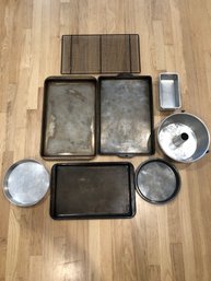 Bakeware, Cookie Sheets, Pie Pans, Bread Pans