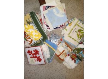 Kitchen Towels, Plate Holders, Aprons