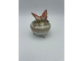 2.5 Porcelain Knick Knack