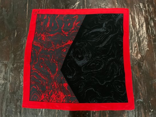 162 Vintage Camus Extra Cognac Pure Silk Red And Black Marble Scarf