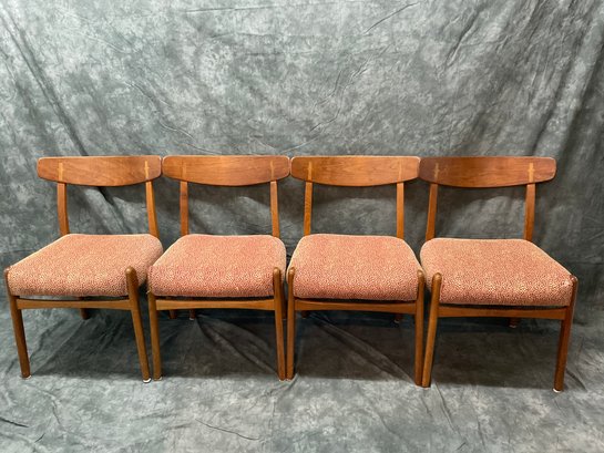 046 Set Of 4 Mid-Century Modern Red/Orange Polka Dot Print Mahogany Chairs