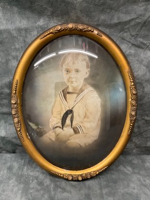 101 Victorian Child Portrait In Gold Gilt Oval Bubble Glass Frame