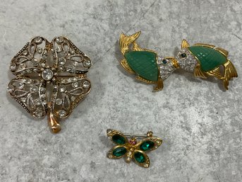 079 Lot Of 3 Vintage Gold Tone Rhinestone Brooch Pins, Jade Kissing Fish, Butterfly, Four Leaf Clover
