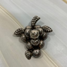 015 Mexican Sterling Silver Grape Cluster Brooch Pin