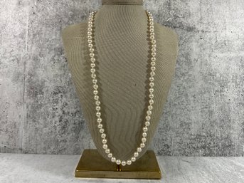 094 Vintage Faux Pearl Necklace W/ Vintage Twist Clasp