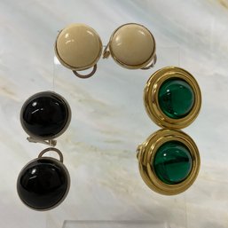 036 Lot Of Three Gold Tone Circle Clip On Earrings, Green, White, And Black