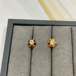 046 14k Gold Aquamarine Flower Screw On Stud Earrings