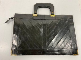 147 Vintage Unbranded Black Eel Leather Flat Handbag