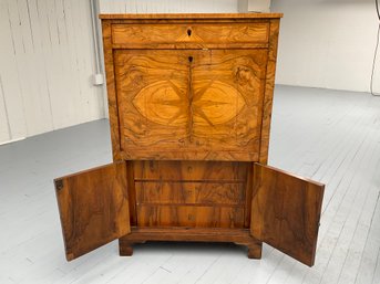 009 Mid 19th Century Biedermeier Burl Walnut Secretaire Abattant Drop Front