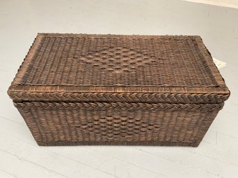 091 Boston Harbor Collection Brown Wicker Storage Basket Chest